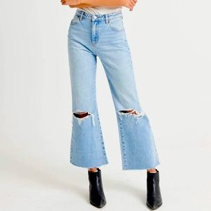 Rolla’s Eastcoast Crop Flare - Liv Worn